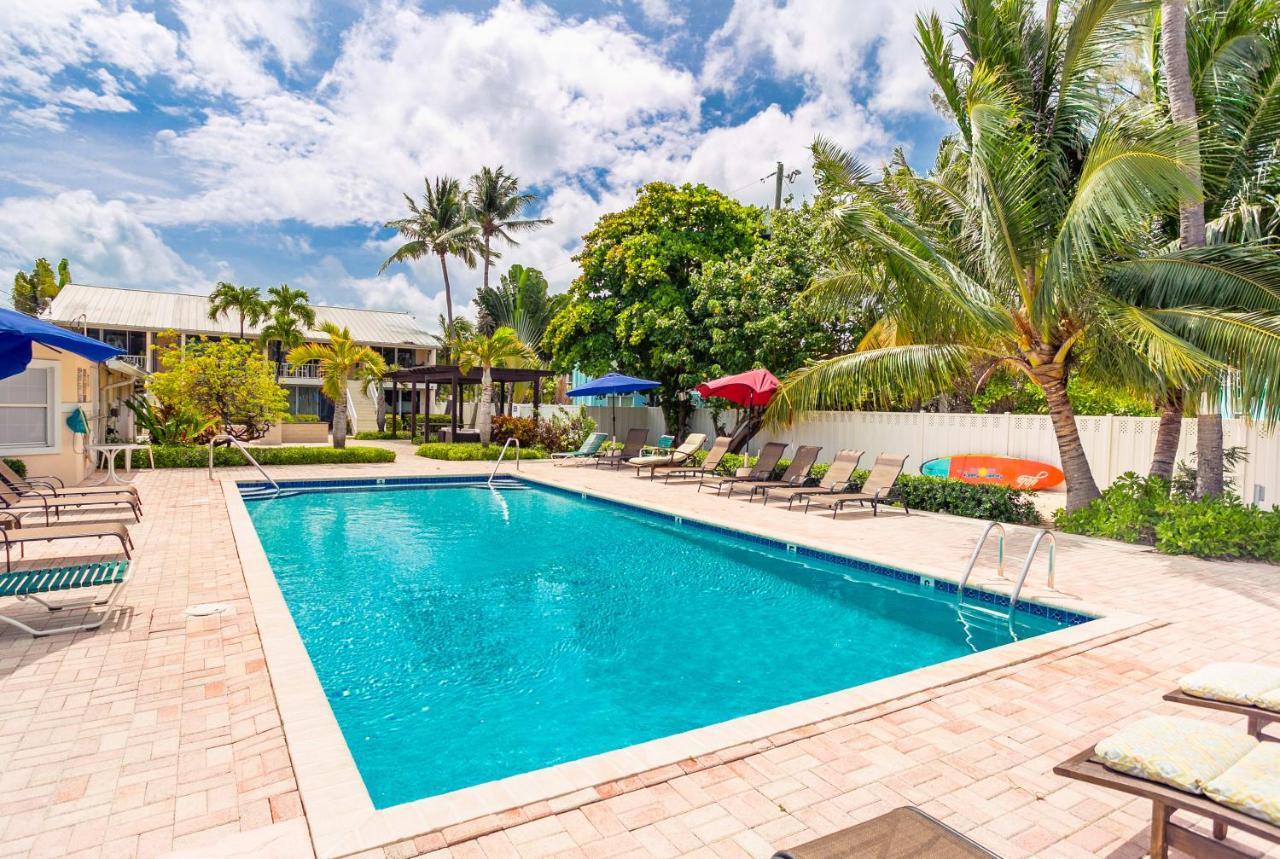 Beach Living At Island Pine Villas Blse George Town Eksteriør billede