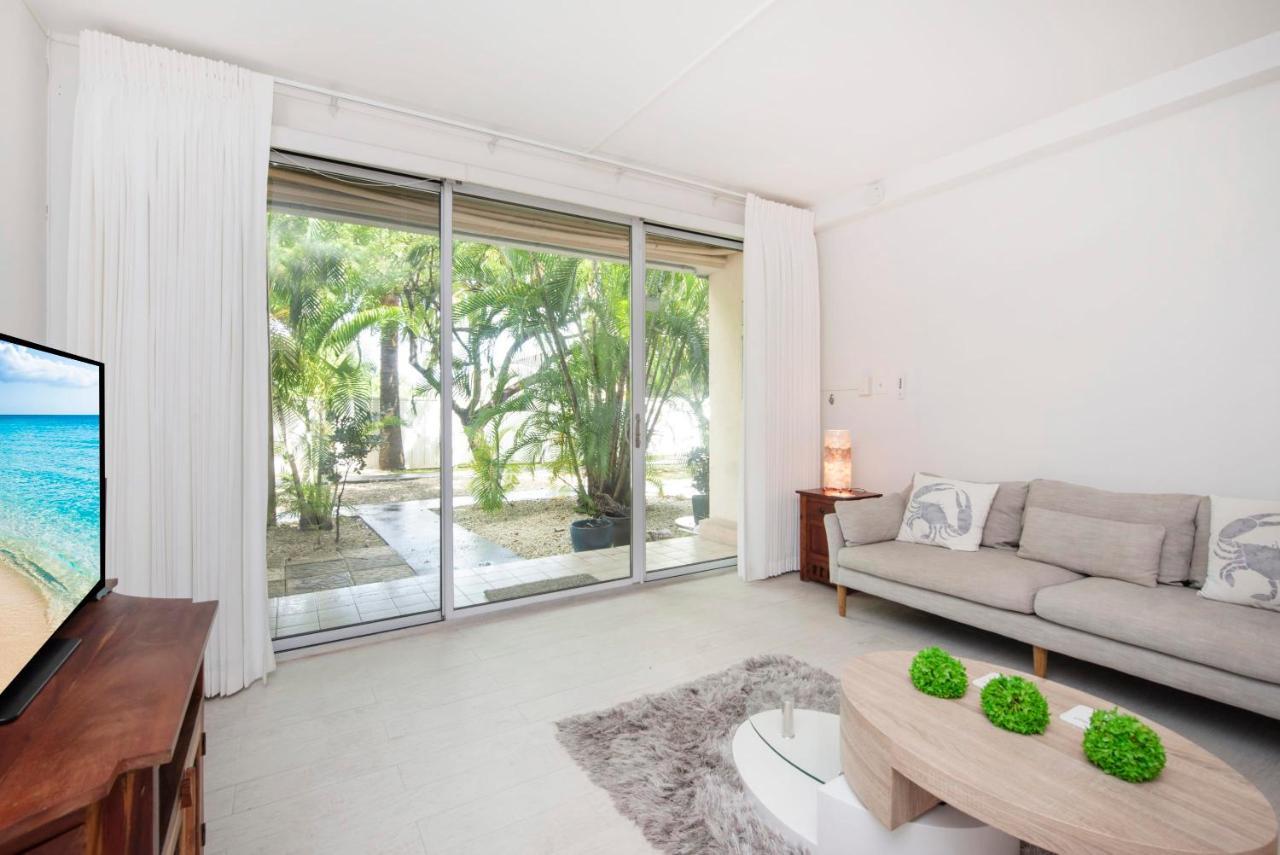 Beach Living At Island Pine Villas Blse George Town Eksteriør billede