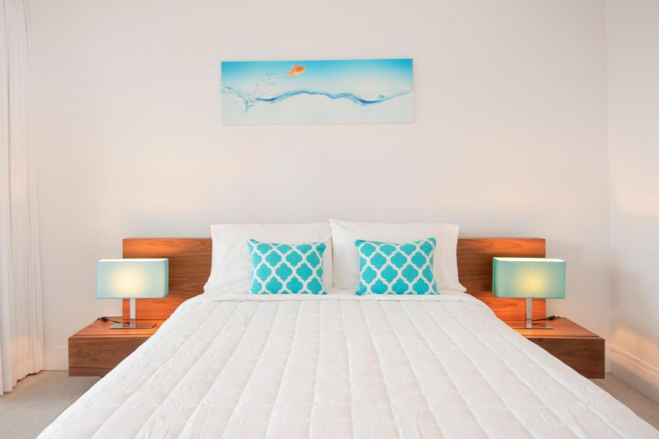 Beach Living At Island Pine Villas Blse George Town Eksteriør billede